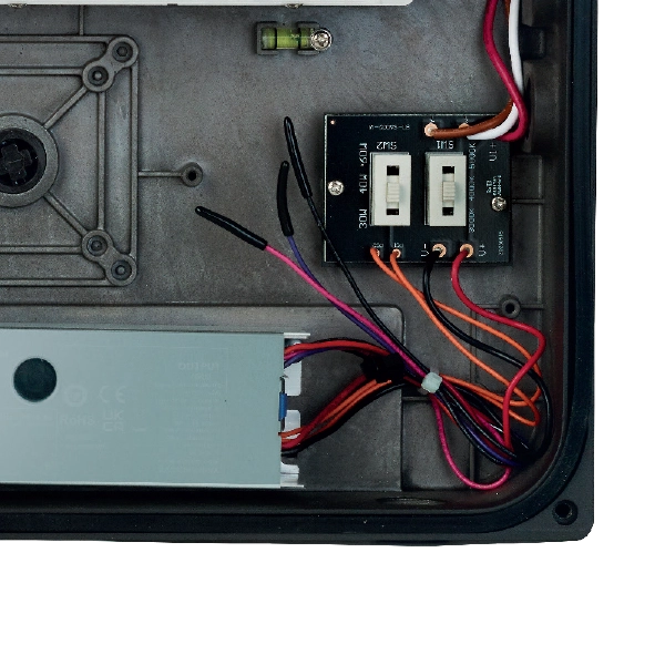 Aurora DuraGlo LED Bulkhead Selectable wattage & Colour IP65 - Image 3